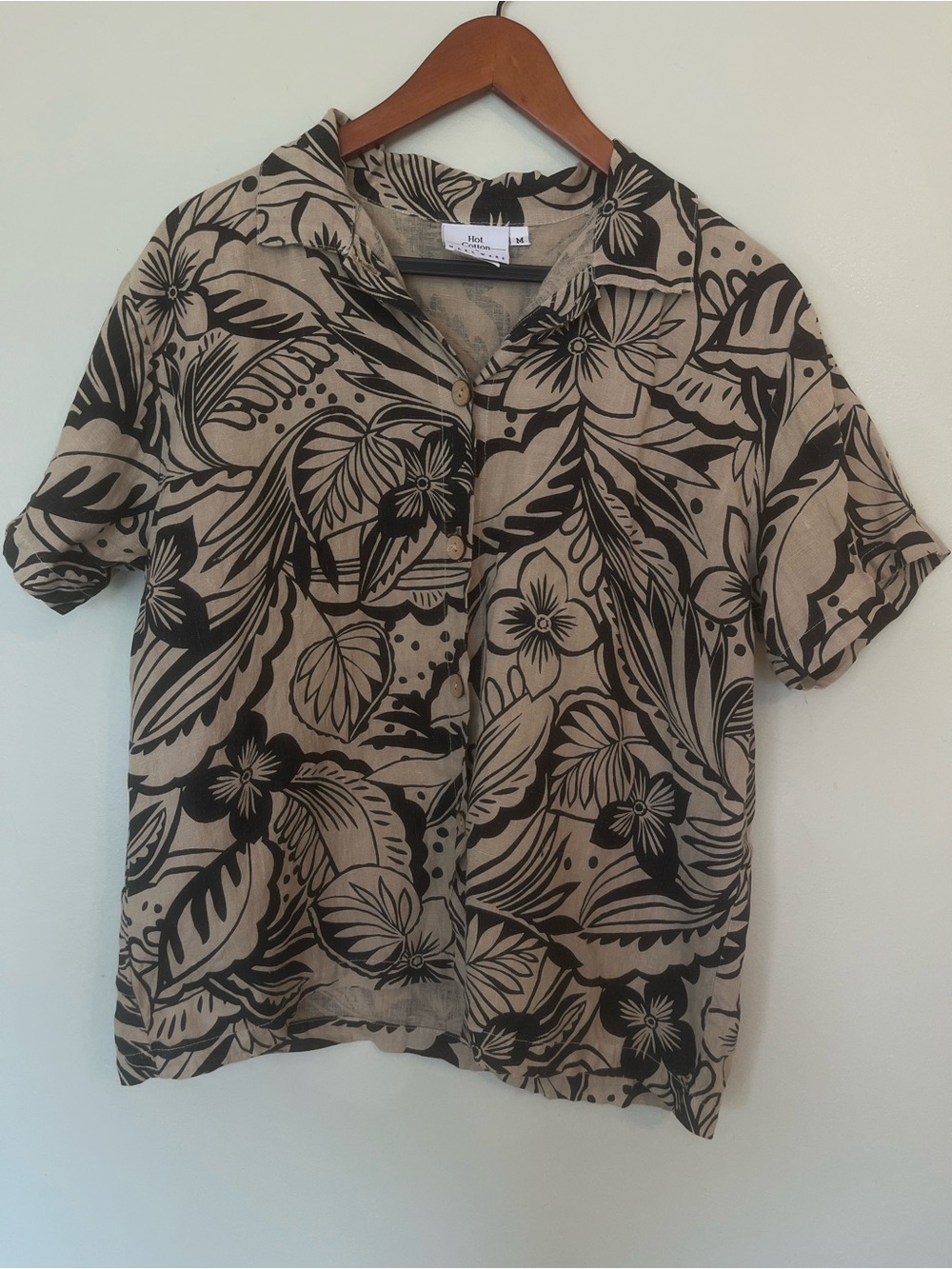 Hot Cotton Beige and Black Tropical Camp Shirt 100% Linen 90’s Coastal granola